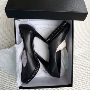 CHANEL Black Chain Link Pumps Size 39.5